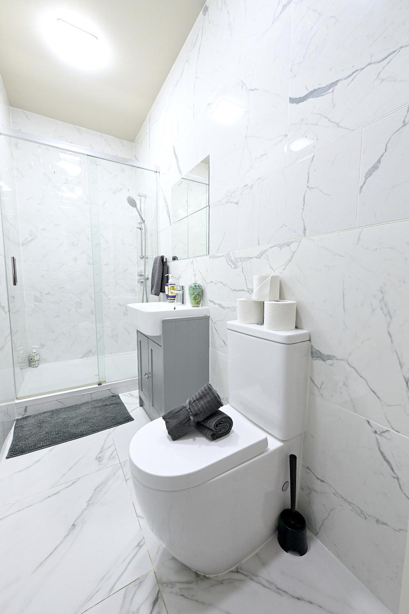 1 Bedroom Flat In Wood Green Piccadilly Line London Exterior foto