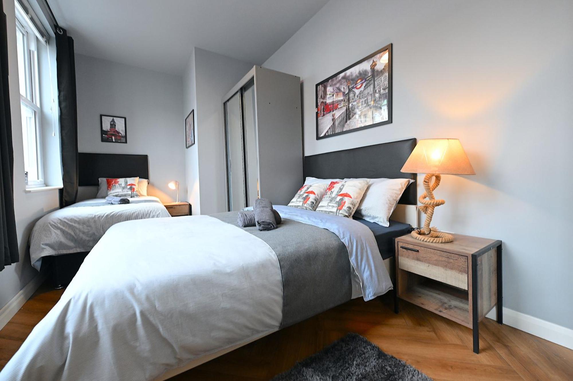 1 Bedroom Flat In Wood Green Piccadilly Line London Exterior foto