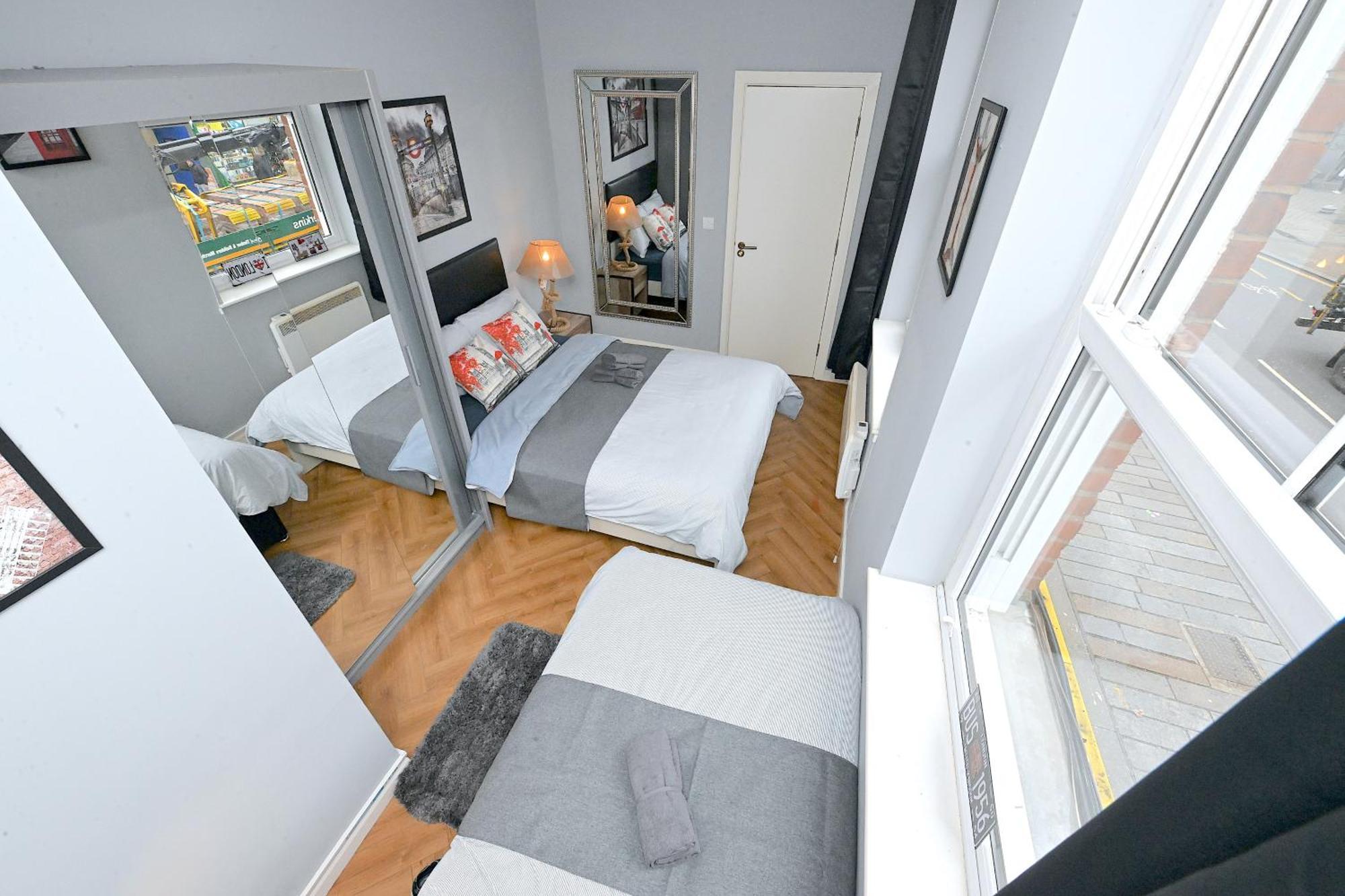 1 Bedroom Flat In Wood Green Piccadilly Line London Exterior foto