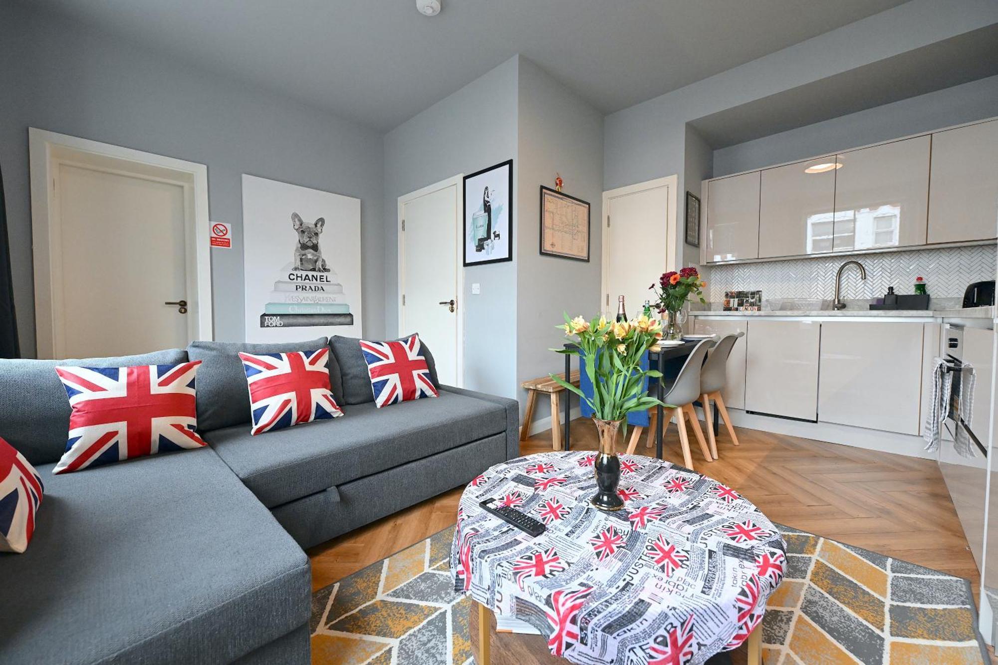 1 Bedroom Flat In Wood Green Piccadilly Line London Exterior foto